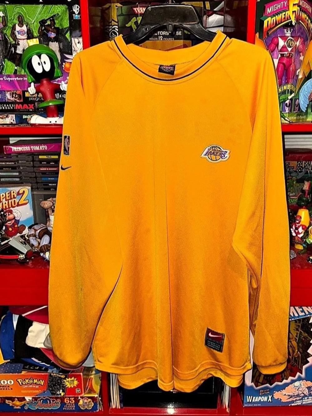 Vintage 2000’s Los Angeles Lakers x Pre-game warm up shooting jersey